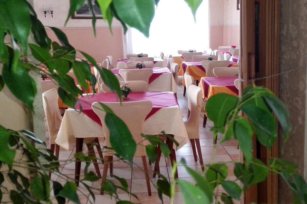 Hotel Carol Cesenatico Εξωτερικό φωτογραφία