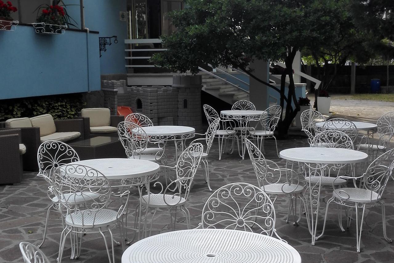 Hotel Carol Cesenatico Εξωτερικό φωτογραφία