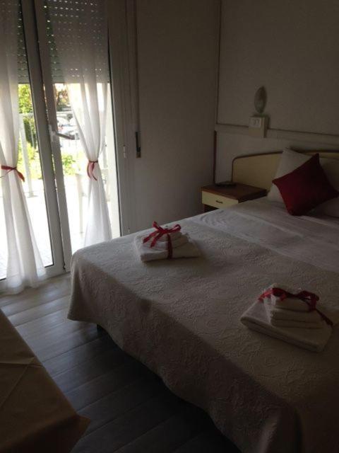 Hotel Carol Cesenatico Εξωτερικό φωτογραφία