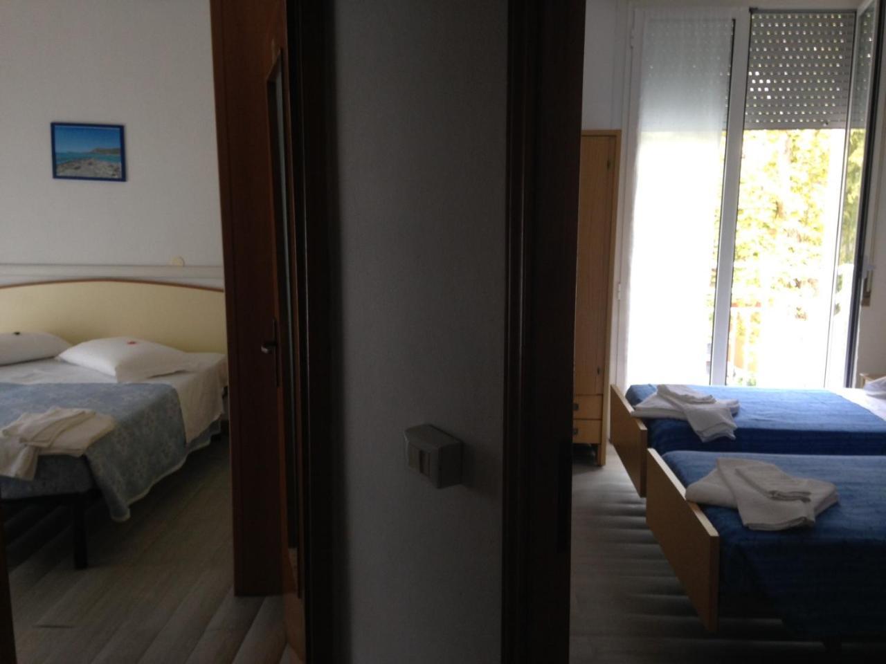 Hotel Carol Cesenatico Εξωτερικό φωτογραφία