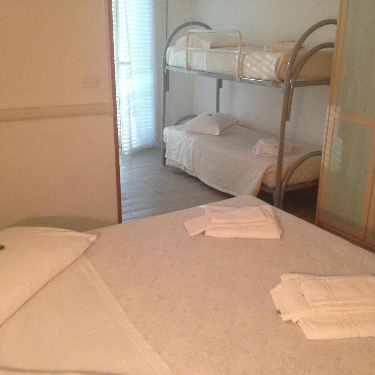 Hotel Carol Cesenatico Εξωτερικό φωτογραφία